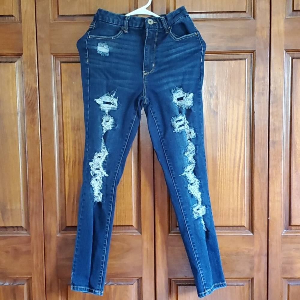 Skinny ripped jeans